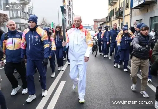 米兰主帅阿莱格里担任火炬手,为米兰-科尔蒂纳冬奥会助燃 米兰主帅阿莱格里担任火炬手,为米兰-科尔蒂纳冬奥会助燃